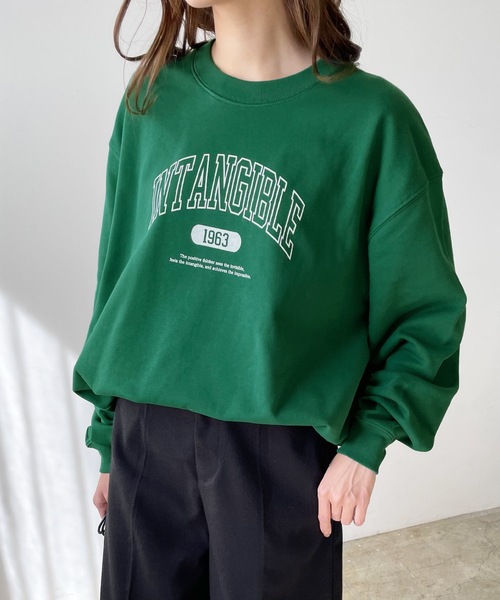 LIAN(リアン)の「INTANGIBLEカレッジロゴスウェット(スウェット・レディース・ネイビー/オフホワイト/ダークグリーン/グリーン/ブラック/レッド・FREE)」の4枚目の写真
