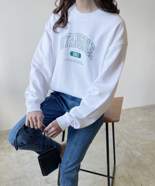 LIAN(リアン)の「INTANGIBLEカレッジロゴスウェット(スウェット・レディース・ネイビー/オフホワイト/ダークグリーン/グリーン/ブラック/レッド・FREE)」の9枚目の写真