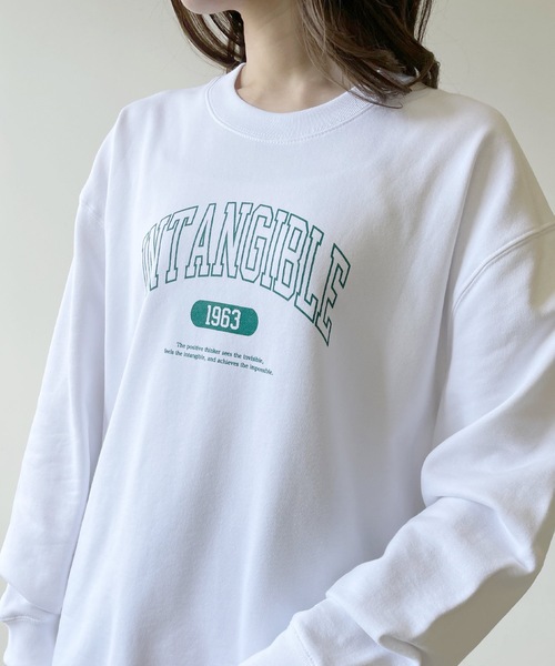 LIAN(リアン)の「INTANGIBLEカレッジロゴスウェット(スウェット・レディース・ネイビー/オフホワイト/ダークグリーン/グリーン/ブラック/レッド・FREE)」の11枚目の写真