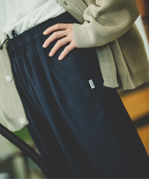 JOURNAL STANDARD relume（ジャーナルスタンダード　レリューム）の「【CALIFORNIA CHEF PANTS】 リラックス ルーズスラックス（その他パンツ・メンズ・ブラック/ネイビー/ブラウン/サックスブルー・SMALL/MEDIUM/LARGE）」の19枚目の写真