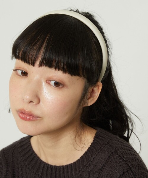 FREAK'S STORE(フリークスストア)の「クッションカチューシャ(カチューシャ・レディース・ブラック/オフホワイト・ONE SIZE)」の3枚目の写真