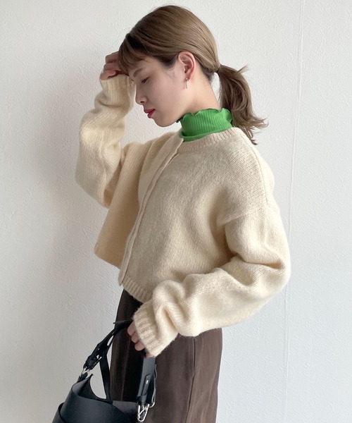 w closet（ダブルクローゼット）の「ランダムリブアウトメローハイネックプルオーバー（Tシャツ/カットソー・レディース・オフホワイト/イエロー系/サックスブルー/グリーン/ブラック/ライム/ケリー・FREE）」の16枚目の写真