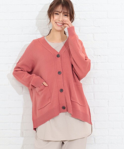 SHOO・LA・RUE（シューラルー）の「◆アウトリンキングVネックゆるカーディガン（カーディガン/ボレロ・レディース・アイボリー/ピンク系/ライトグレー/レモンイエロー/ブルー・00）」の5枚目の写真