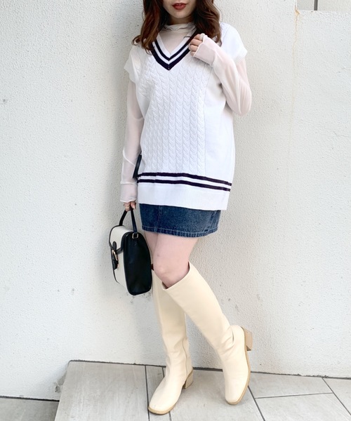 OLIVE des OLIVE(オリーブデオリーブ)の「ライン入りベスト/ニットベスト(ベスト・レディース・ベージュ/ネイビー/オフホワイト・FREE)」の4枚目の写真