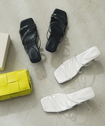 クリアストラップサンダル