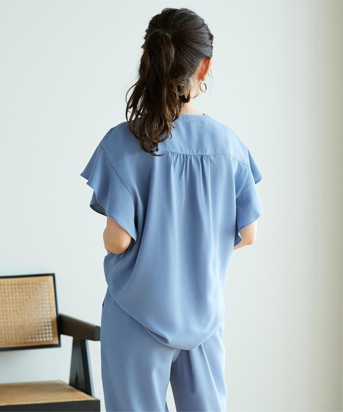 titivate(ティティベイト)の「フリルスリーブブラウスセットアップ(セットアップ・レディース・ブラウン/ブルー/モカ/オレンジ/ブラック・L/M/S)」の7枚目の写真