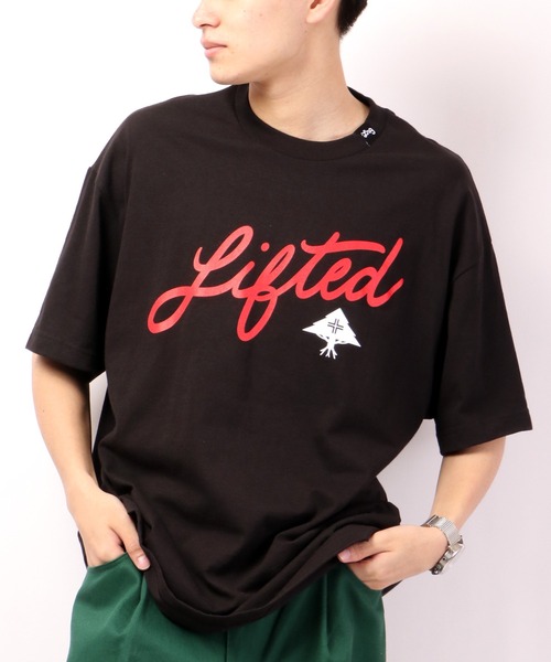 LRG(エルアールジー)の「LRG フロントロゴプリント半袖Tシャツ(Tシャツ/カットソー・メンズ・ブラック/ネイビー・L/2XL/XL/M)」の3枚目の写真