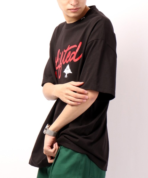 LRG(エルアールジー)の「LRG フロントロゴプリント半袖Tシャツ(Tシャツ/カットソー・メンズ・ブラック/ネイビー・L/2XL/XL/M)」の4枚目の写真