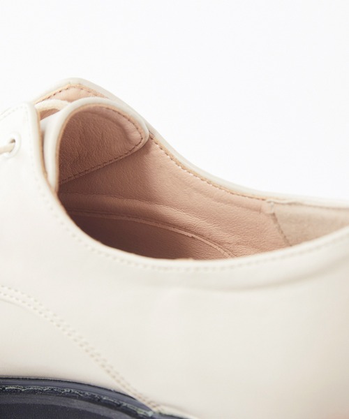 mooimooi（モーイモーイ）の「厚底ポストマンシューズ（ドレスシューズ・レディース・ナチュラル/ブラック・XS/S/M/L/LL/3L）」の20枚目の写真