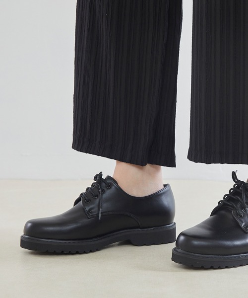 mooimooi（モーイモーイ）の「厚底ポストマンシューズ（ドレスシューズ・レディース・ナチュラル/ブラック・XS/S/M/L/LL/3L）」の7枚目の写真