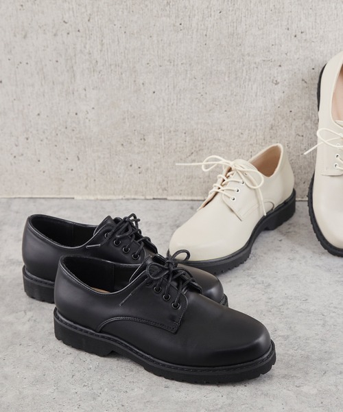 mooimooi（モーイモーイ）の「厚底ポストマンシューズ（ドレスシューズ・レディース・ナチュラル/ブラック・XS/S/M/L/LL/3L）」の8枚目の写真