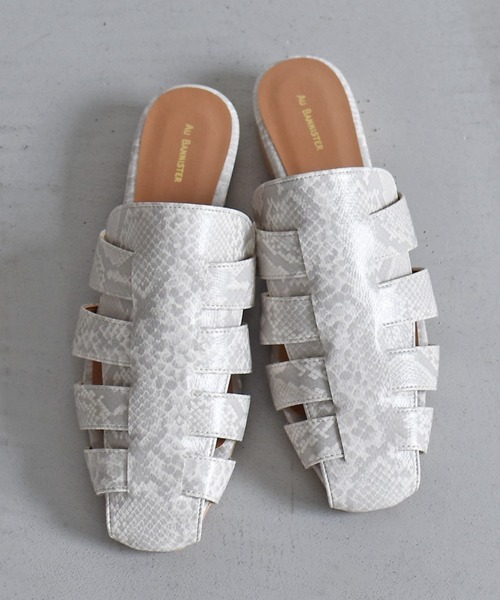 Au BANNISTER（オゥバニスター）の「【WEB限定】グルカミュール（サンダル・レディース・ブラック/その他/アイボリー/グリーン・M/L/S）」の17枚目の写真