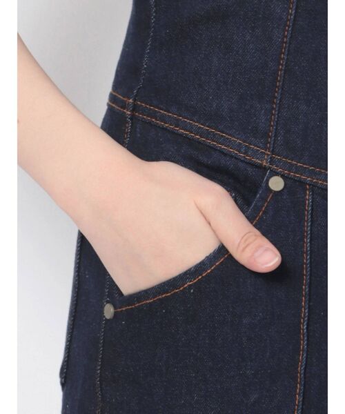 LAGUNAMOON（ラグナムーン）の「ハイウエストピンタックデニムパンツ（デニムパンツ・レディース・ホワイト/インディゴブルー・SMALL/MEDIUM）」の3枚目の写真