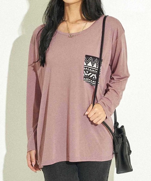 ANAP(アナップ)の「5色展開柄ポケットゆるロングTシャツ(Tシャツ/カットソー・レディース・ホワイト/ベージュ/ブラック/ミント/ピンクベージュ・FREE)」の5枚目の写真