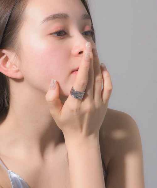 muku（ムク）の「【リングとしてもイヤーカフとしても使える！】金属アレルギー対応 [ゴールド]  リングカフ 13号 /サージカルステンレス/316L（リング・レディース・シルバー/ゴールド・11/13/15 ）」の22枚目の写真