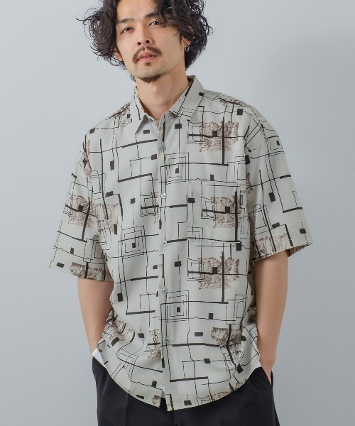 improves(インプローブス)の「総柄 半袖 レギュラーシャツ(シャツ/ブラウス・メンズ・ホワイト/グレー/ブラウン/ライトグレー/グリーン/ブラック/アイボリー・LARGE/MEDIUM)」の5枚目の写真