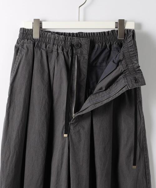 FACCIES（ファチーズ）の「＜FACCIES＞ WIDE TUCK PANTS/パンツ（その他パンツ・メンズ・ブラック/ブラウン・1/2）」の10枚目の写真