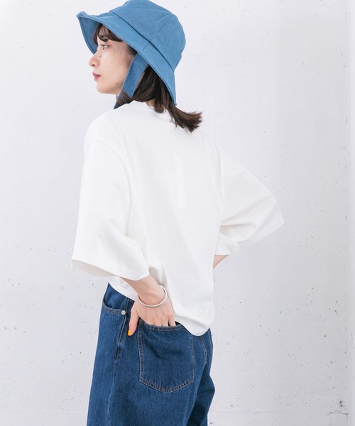 KBF（ケイビーエフ）の「illi　ボックスシルエットワイドTシャツ（Tシャツ/カットソー・レディース・ホワイト/ブラック/モカ・ONE）」の6枚目の写真