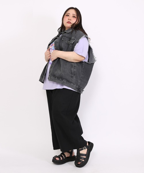 PUNYUS（プニュズ）の「デニムベスト（ベスト・レディース・ライトブルー/ブラック・3/4）」の20枚目の写真