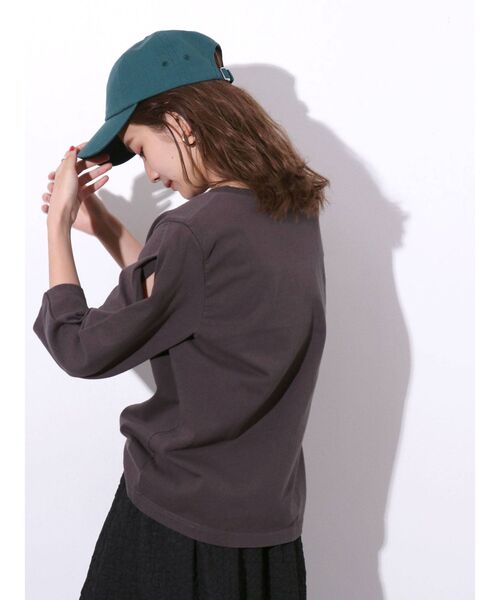 Ungrid（アングリッド）の「ショルダースリット七分袖Tee（Tシャツ/カットソー・レディース・オフホワイト/チャコールグレー/その他1・FREE）」の7枚目の写真