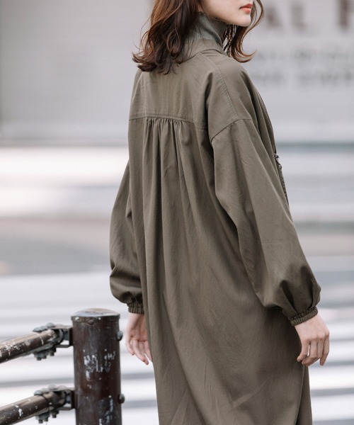 Munich（ミューニック）の「セルロースコットンツイルシャーリングワンピース（ワンピース・レディース・ネイビー/カーキ/ライトベージュ・FREE）」の22枚目の写真