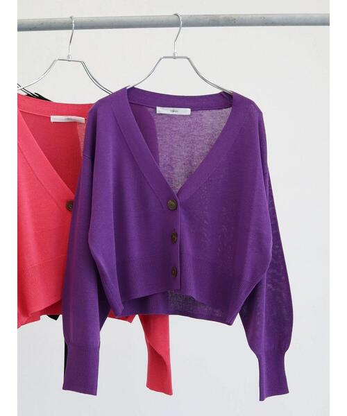 Green Parks(グリーンパークス)の「・novem 9 ショートVネックカーディガン(カーディガン/ボレロ・レディース・ブラック/パープル/ピンク/ブルー・FREE)」の3枚目の写真