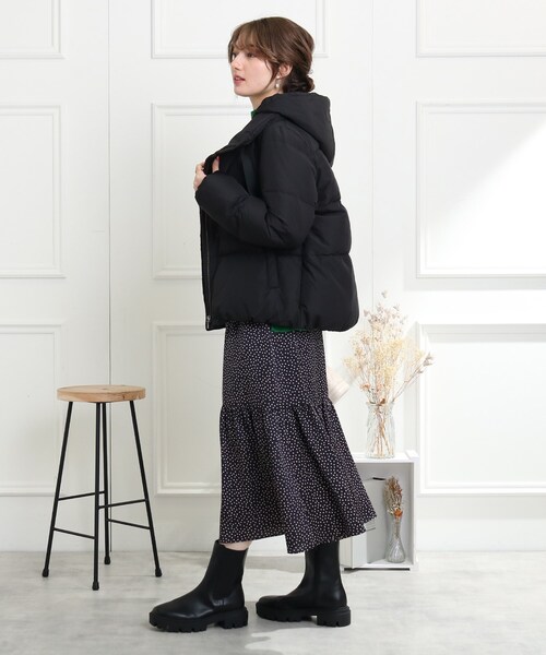 couture brooch（クチュールブローチ）の「◆【フード取り外し2WAY】あったか、ふわ軽　ダウンジャケット（ダウンジャケット/コート・レディース・ベビーピンク/ブラック/サックスブルー・36/40/38/42）」の18枚目の写真