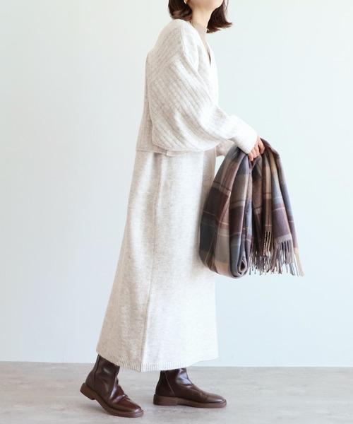 reca（レカ）の「ニットワンピース（ワンピース・レディース・アイボリー/ブラック/チャコール・M）」の6枚目の写真