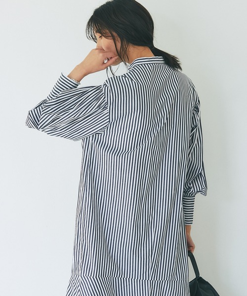 RIVE DROITE(リヴドロワ)の「裾の切り替えがポイント/切替ロングシャツワンピース(ワンピース・レディース・ネイビー/モスグリーン/ブルー・FREE)」の11枚目の写真