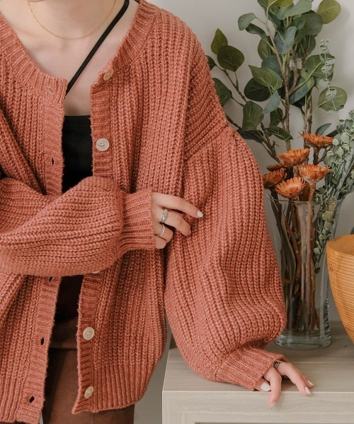 Bab（バブ）の「２WAYボリュームニットカーディガン（カーディガン/ボレロ・レディース・ブラウン/ピンク/イエロー/グリーン/アイボリー・FREE）」の17枚目の写真