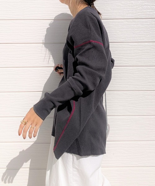 Q（キュー）の「ヘンリーネックサーマルロンT（Tシャツ/カットソー・レディース・チャコールグレー/アイボリー・MEDIUM）」の5枚目の写真