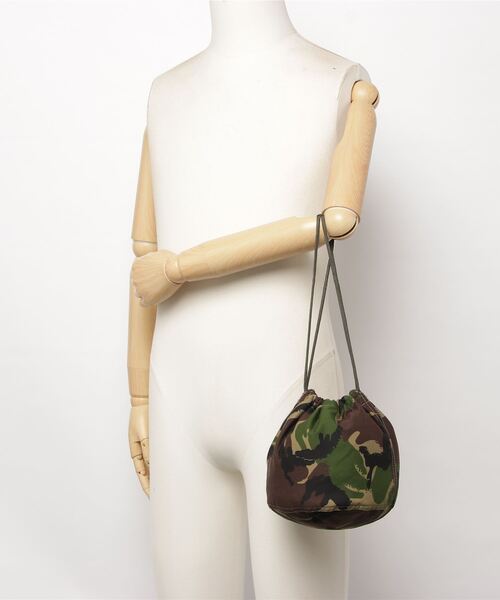 MILITARY(ミリタリー)の「新品 イギリス軍 ライトウェイト DPMカモ リメイク エフェクツバッグ(ハンドバッグ・メンズ・グリーン系カモフラージュ・ONE SIZE)」の9枚目の写真