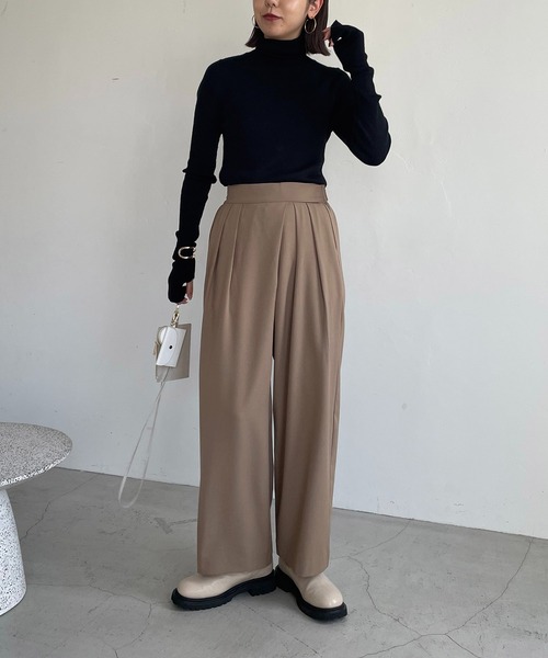 CAPRICIEUX LE'MAGE(カプリシューレマージュ)の「ハイネックリブプルオーバー(ニット/セーター・レディース・ブラック/ホワイト/オフホワイト/グレイッシュベージュ/アイボリー・FREE)」の22枚目の写真