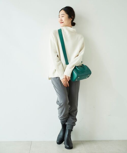 le.coeur blanc（ルクールブラン）の「イージージョガーパンツ（その他パンツ・レディース・ブラック/グレー/キャメル・36/38）」の21枚目の写真