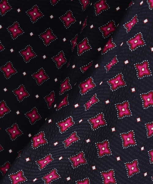 TOMMY HILFIGER（トミーヒルフィガー）の「ビスコースフレアミディスカート（スカート・レディース・マルチ・32inch/34inch/36inch）」の4枚目の写真