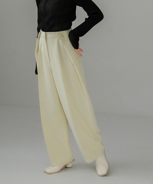 KBF（ケイビーエフ）の「フォールドアップパンツ（その他パンツ・レディース・ブラック/グリーン/アイボリー・36/38）」の2枚目の写真