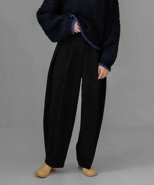 KBF（ケイビーエフ）の「フォールドアップパンツ（その他パンツ・レディース・ブラック/グリーン/アイボリー・36/38）」の3枚目の写真