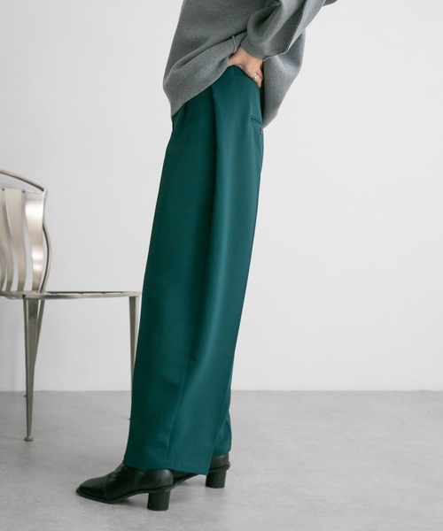 KBF（ケイビーエフ）の「フォールドアップパンツ（その他パンツ・レディース・ブラック/グリーン/アイボリー・36/38）」の7枚目の写真