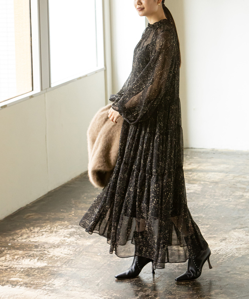 【新品未使用】Noble ノーブル　レオパードプリントティアードマキシワンピース Noble（ノーブル）の「レオパードプリントティアードマキシ