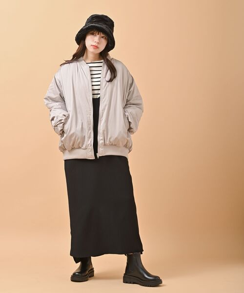 rps（アールピーエス）の「ＢＩＧボリュームＭＡ－１（MA-1・レディース・カーキ/グレイッシュベージュ/ブラック・M）」の17枚目の写真