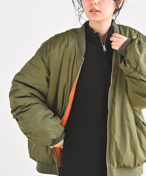 rps（アールピーエス）の「ＢＩＧボリュームＭＡ－１（MA-1・レディース・カーキ/グレイッシュベージュ/ブラック・M）」の12枚目の写真