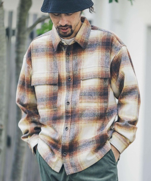 URBAN RESEARCH Sonny Label(アーバンリサーチサニーレーベル)の「オンブレチェックシャツ(シャツ/ブラウス・メンズ・レッド系その他/ブルー系その他/ブラウン系その他・LARGE/MEDIUM)」の9枚目の写真