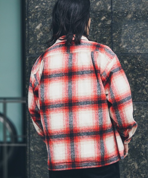 URBAN RESEARCH Sonny Label(アーバンリサーチサニーレーベル)の「オンブレチェックシャツ(シャツ/ブラウス・メンズ・レッド系その他/ブルー系その他/ブラウン系その他・LARGE/MEDIUM)」の16枚目の写真