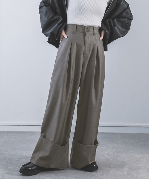 osharewalker（オシャレウォーカー）の「【廃盤】『ロールアップデザインタックワイドパンツ』（その他パンツ・レディース・ブラック/チャコールグレー/ブラウン・1/2）」の5枚目の写真