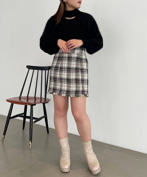 MAJESTIC LEGON（マジェスティックレゴン）の「フリンジツイードミニスカート（スカート・レディース・ブラック系その他/グリーン系その他/ベージュ系その他2・MEDIUM）」の6枚目の写真