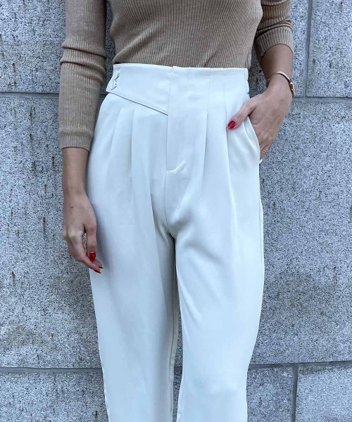 esutoreja（エストレジャ）の「サイドボタンドスラックス（スラックス・レディース・ブラック/ブラウン/ホワイト・S/M）」の12枚目の写真