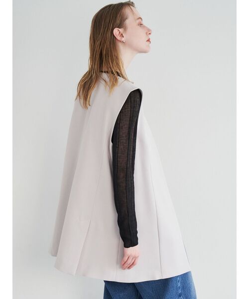ELENDEEK（エレンディーク）の「ノーカラーミドルジレ（テーラードジャケット・レディース・ベージュ/ブラック・FREE）」の12枚目の写真