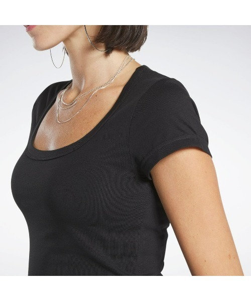 Reebok(リーボック)の「クラッシック ジャージー トップス / CL WDE JERSEY TOP(Tシャツ/カットソー・レディース・ブルー/オフホワイト/ブラック・J/L/J/M/J/S/J/O)」の12枚目の写真