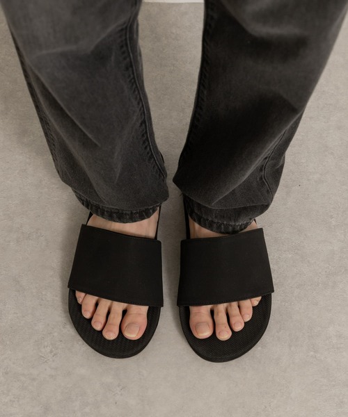 THE GOODLAND MARKET（ザグッドランドマーケット）の「indosole　ESSNTLS SLIDES Men（サンダル・メンズ・ブラック/ホワイト/ベージュ・SMALL/LARGE/MEDIUM）」の9枚目の写真