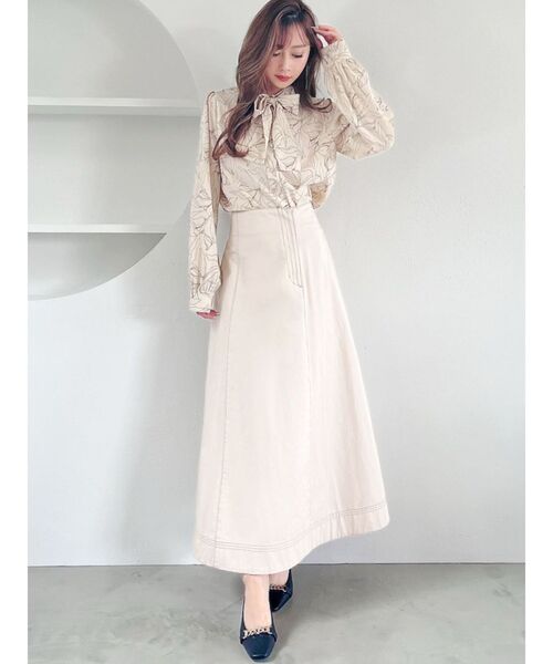 RESEXXY（リゼクシー）の「ステッチデザインフレアスカート（スカート・レディース・ベージュ/インディゴブルー/アイボリー・FREE）」の14枚目の写真